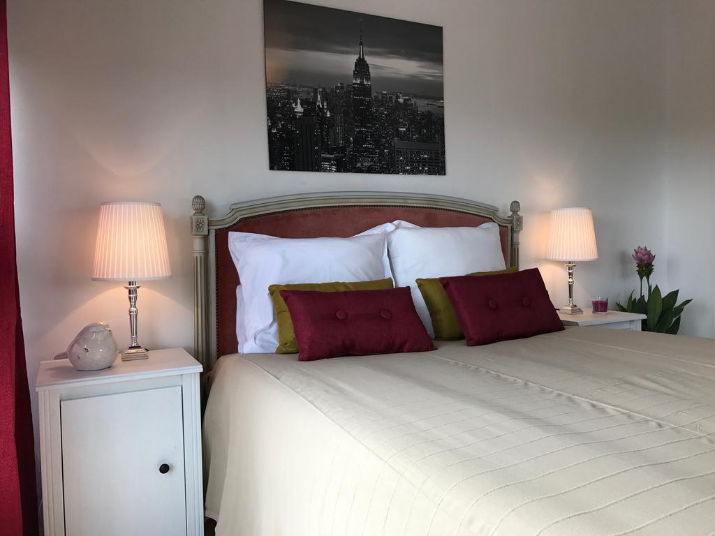 Smart Rent Aparts Les Studiantes Lille Luaran gambar