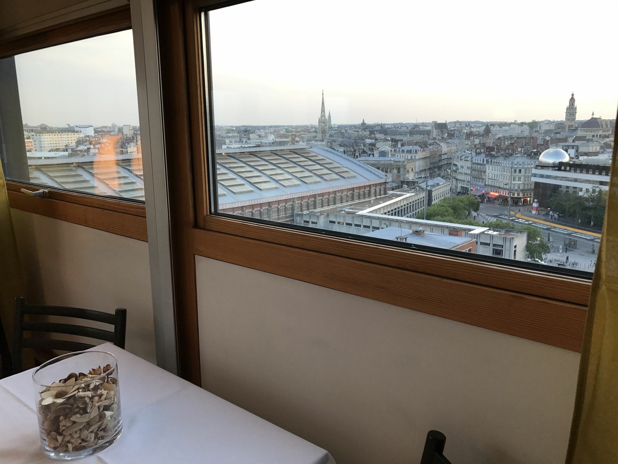 Smart Rent Aparts Les Studiantes Lille Luaran gambar